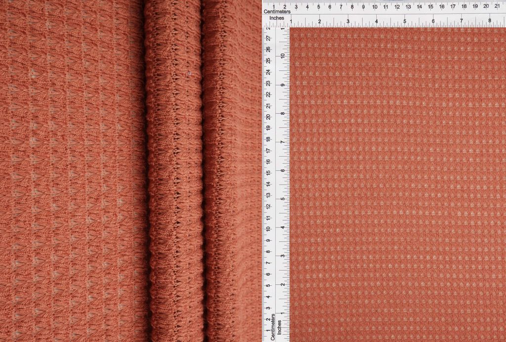 KNT4190 / RUST / 64%POLY 34%RAY 2%SPAN OVERSIZE WAFFLE SOLID