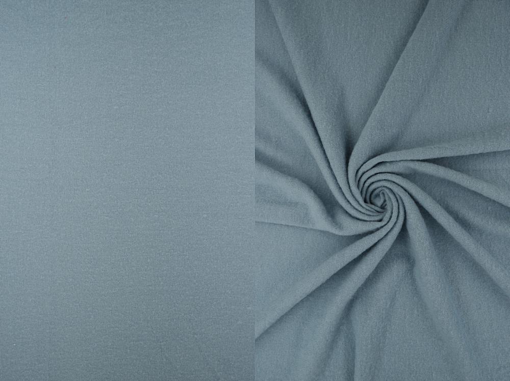 KNT4205 / CHAMBRAY / 68%POLY 29.5RAY 2.5%SPAN CASHMERE SWEATER