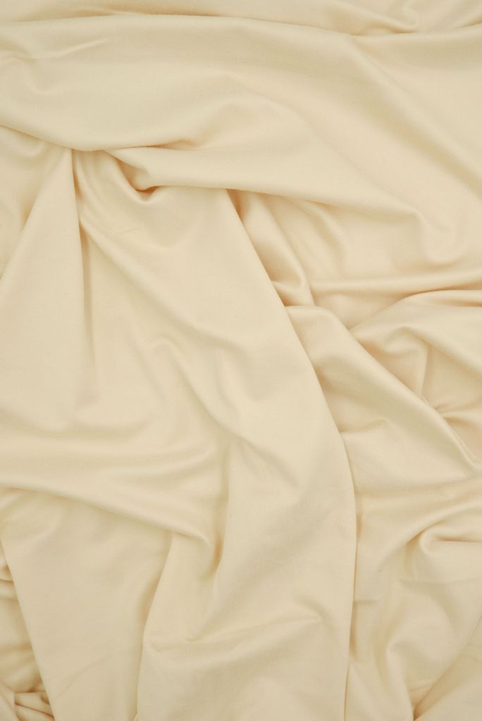 KNT2100 / BEIGE / 96%POLY 4%SPAN DTY BRUSHED SOLID