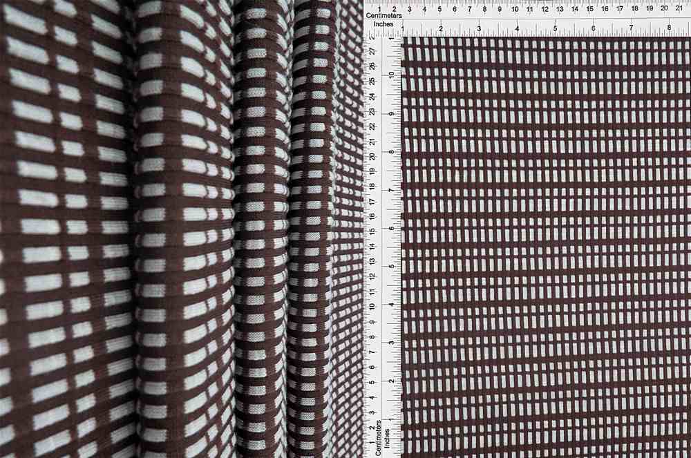 KNT4425 / BROWN / 59%P 38%R 3%SP STRIPE KNIT JACQUARD