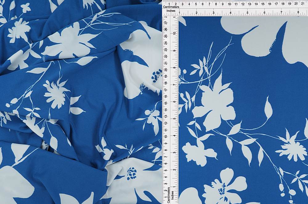 KNT1389-Q10707 / ROYAL / 96% POLY 4% SPANDEX DTY FLORAL PRINT