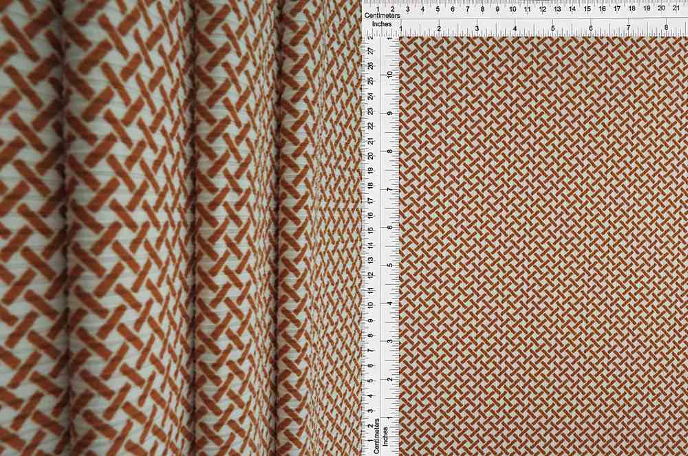 KNT3422-Q10819 / WHITE/RUST / 87%POLY 13%SP 4X2 YUMMY RIB GEO/RETRO/WINDOW PANE