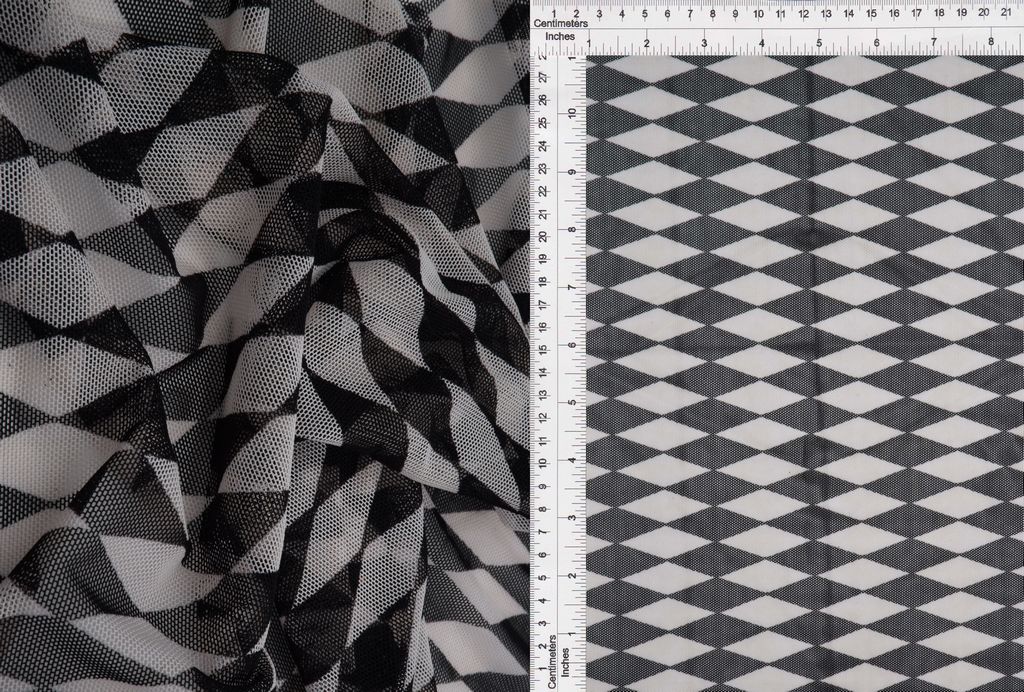 MESH-Q20216 / BLACK/WHITE / 90%POLY 10%SPAN MESH RETRO/GEO PRINT