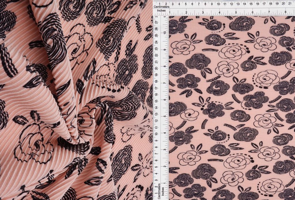 KNT3696-MS11019 / PEACH / 100%POLY BODRE/INTERLOCK PLEATED GEO FLORAL/FLOWER