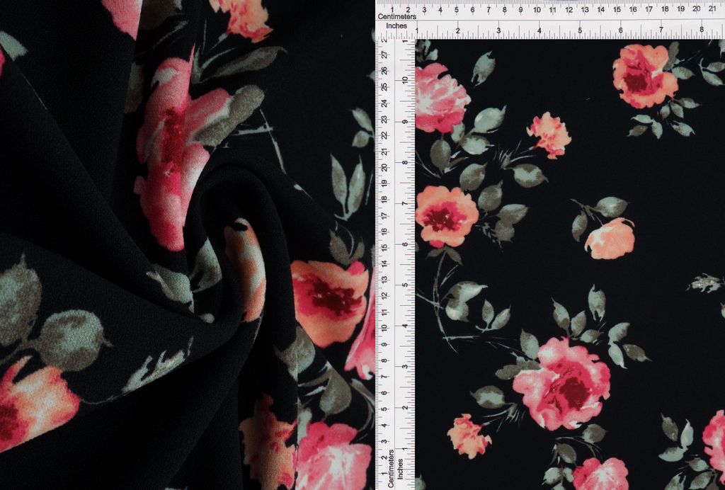 KNT3971-Q20406 / BLACK/CORAL / 95%POLY 5%SAPN TECHNO CREPE FLORAL/FLOWER