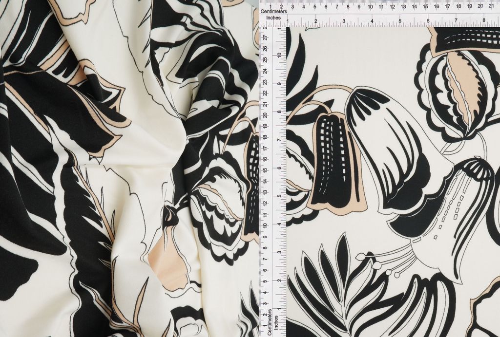 KNT1389-Q01006 / IVORY/TAUPE / 96%POLY 4%SPANDEX DTY FLORAL/FLOWER PRINT