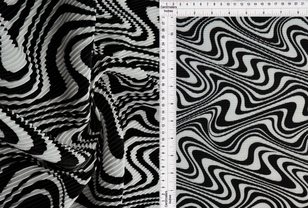 KNT3696-Q20611B / BLACK/IVORY / 100%POLY BODRE/INTERLOCK/PLEATED ABSTRACT/GEO