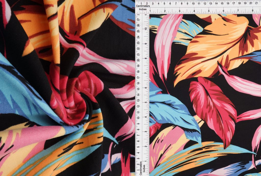 KNT2100-Q20503 / BLACK / 96%POLY 4%SPANDEX DTY BRUSHED LEAF PRINT
