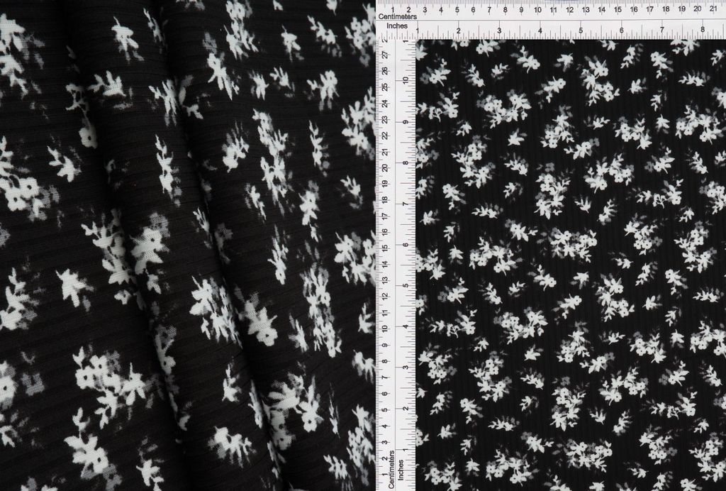 KNT3422-MS00301 / BLACK / 87%POLY 13%SPAN 4X2 YUMMY RIB DITSY FLORAL-FLOWER