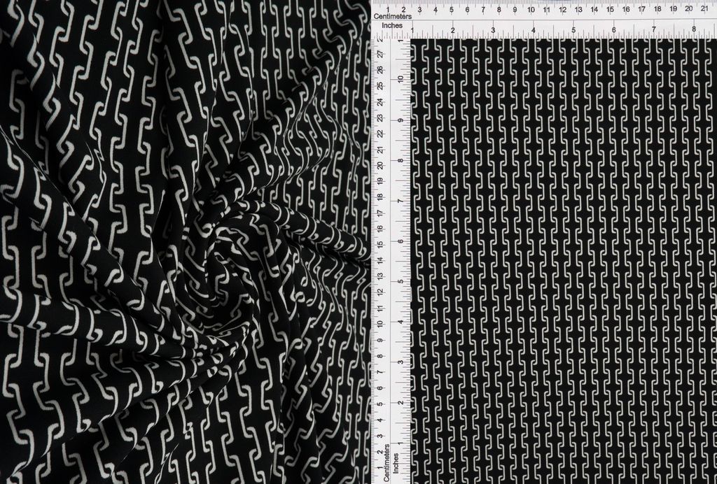 ITY-Q11118 / BLACK / 95%POLY 5%SPAN KOREA ITY GEOMETRIC PRINT