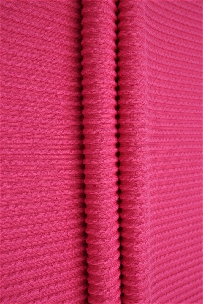 KNT4204 / FUCHSIA / 77%POLY 18%RAY 5%SPAN DOUBLE KNIT COZY