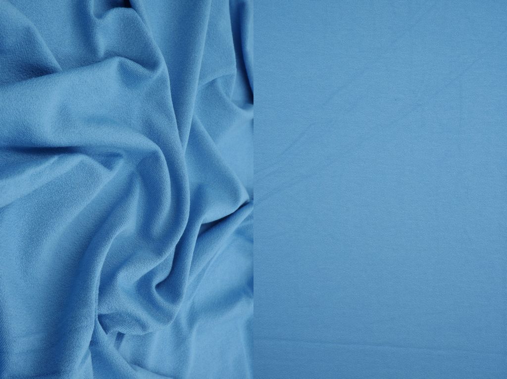 KNT4465 / AZURE BLUE / 95% RAYON 5% SPANDEX VISCOSE KNIT CREPE SOLID