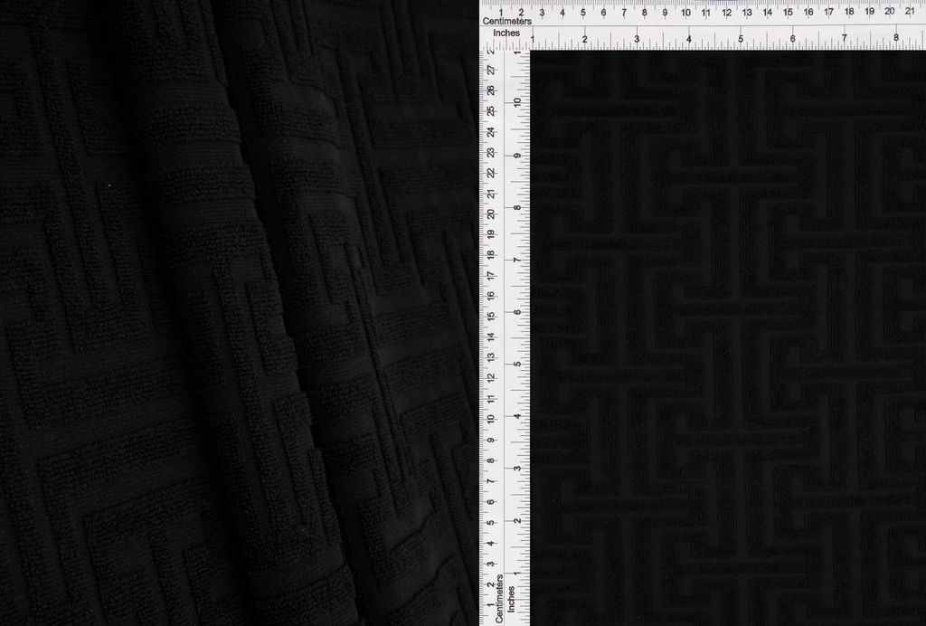JACQ-4475 / BLACK / 95%POLY 5%SPAN GEO TOWEL JACQUARD
