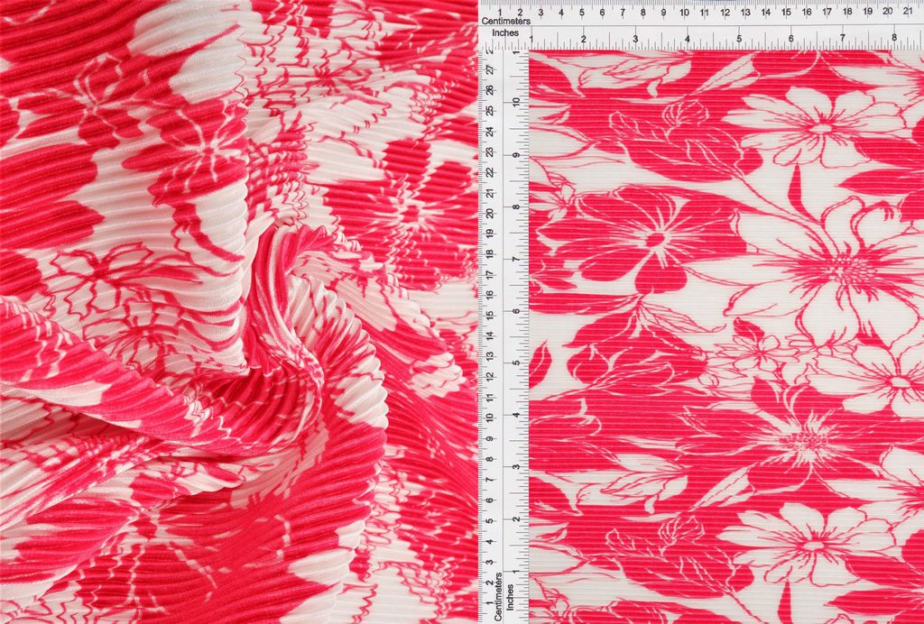 KNT3696-MS11182 / FUCHSIA / 100%POLY BODRE/INTERLOCK PLEATED FLOWER PRINT