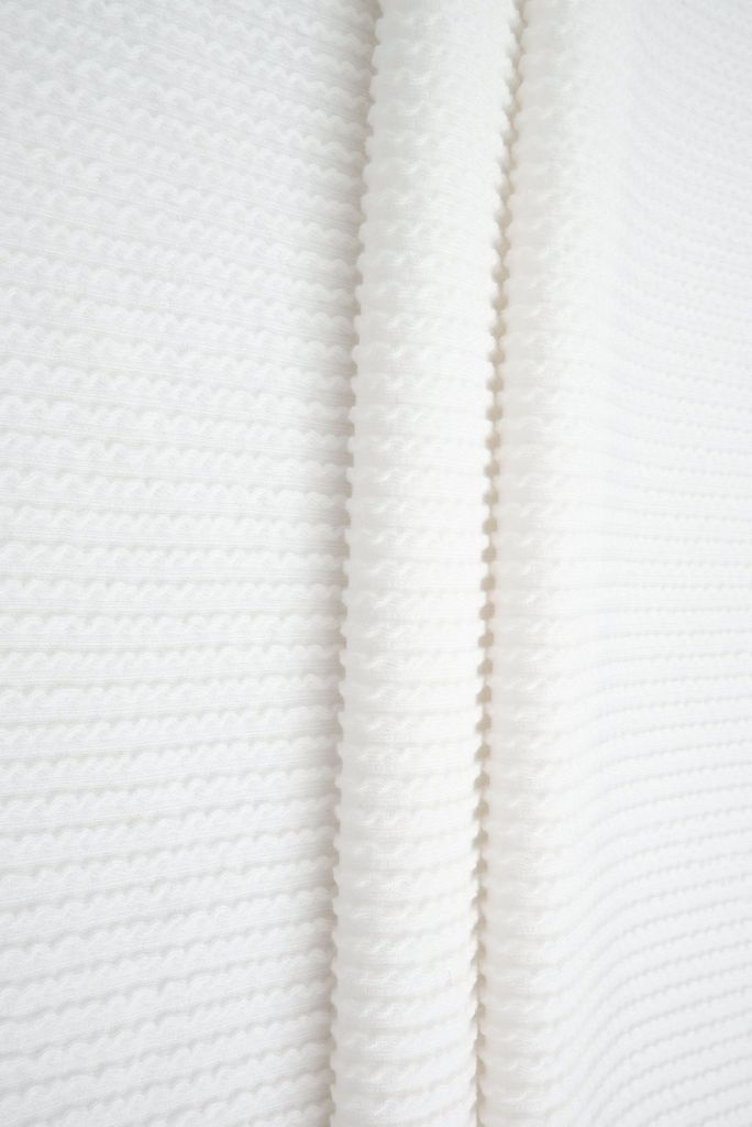 KNT4463 / IVORY / 80%POLY 15%RAY 5%SPAN KNIT JACQUARD RIB