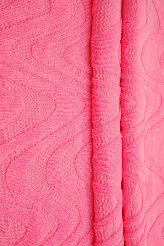 JACQ-4509 / PINK / 95%POLY 5%SPAN OCEAN WAVE TOWEL JACQUARD