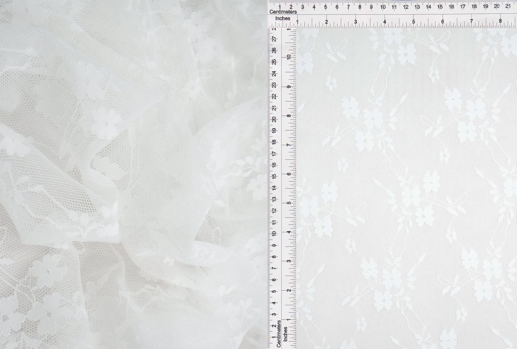 LACE4516 / OFF WHITE / 92%NYLON 8%SPANDEX DITSY FLORAL LACE