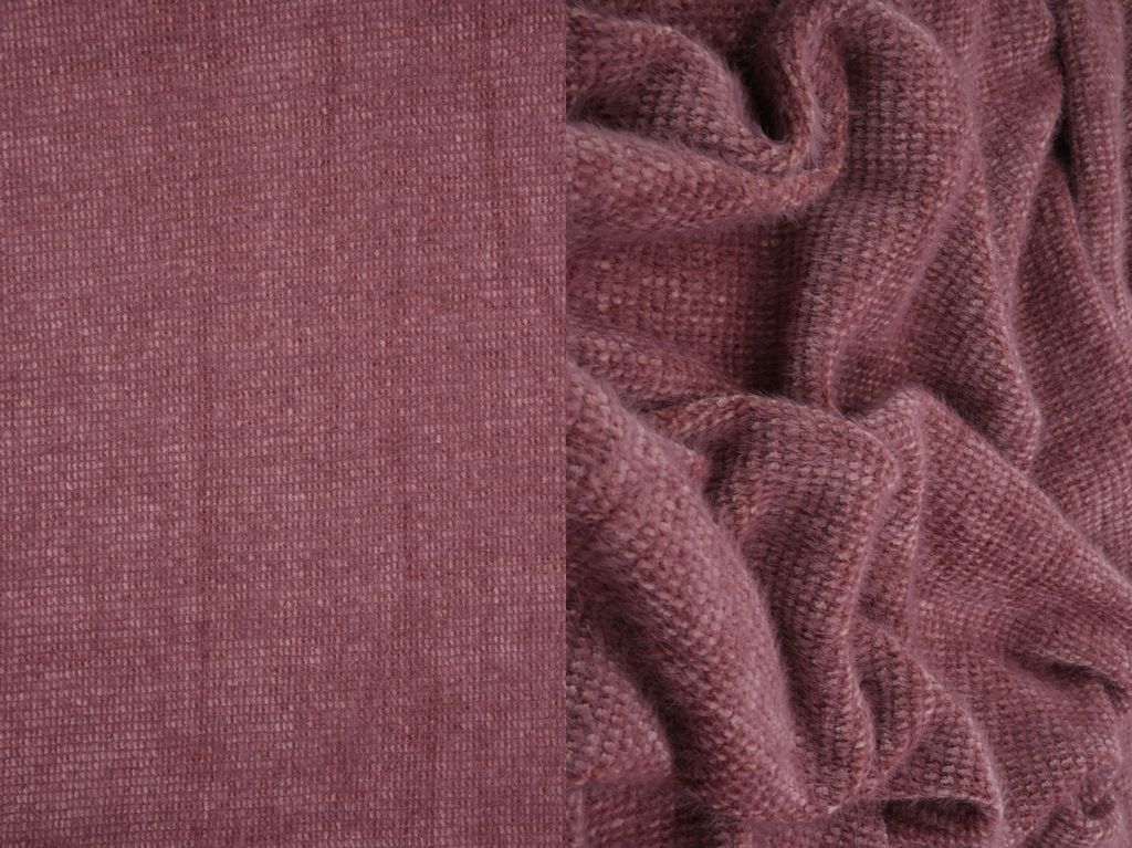 KNT4542 / WINE / 72%POLY 28%NYLON CHENILLE FEATHER YARN