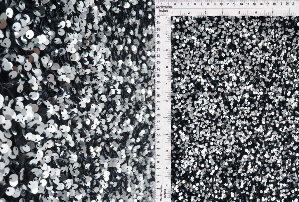 KNT4545 / SILVER / 95%POLY 5%SPAN VELVET SEQUIN