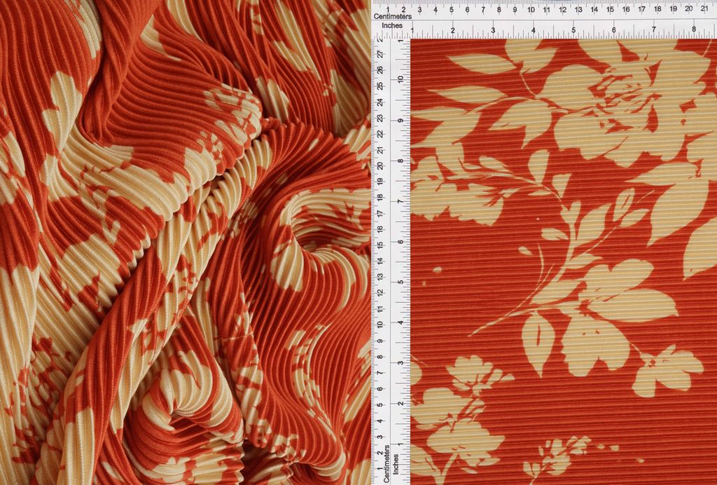 KNT3696-Q11028 / RUST / 100%POLY BODRE/INTERLOCK/PLEATED FLORAL PRINT