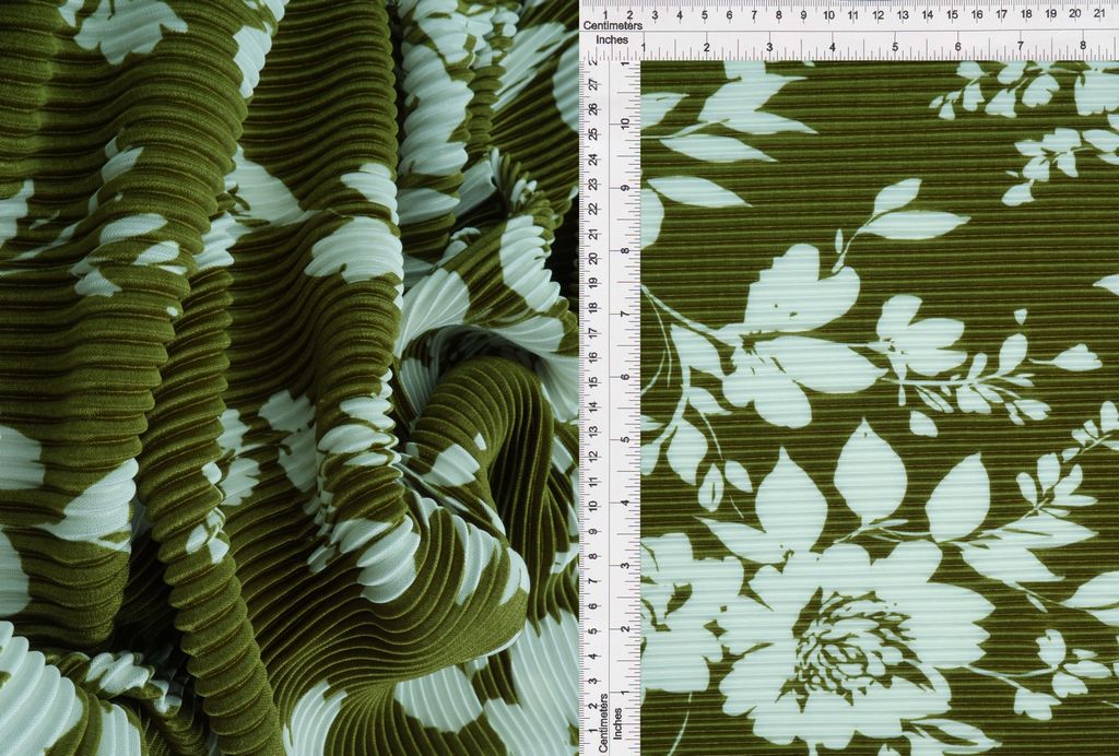 KNT3696-Q11028 / OLIVE / 100%POLY BODRE/INTERLOCK/PLEATED FLORAL PRINT