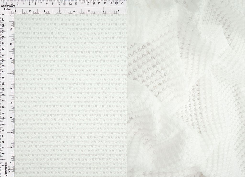 KNT4190 / IVORY / 67%POLY 31%RAY 2%SPAN OVERSIZE WAFFLE SOLID