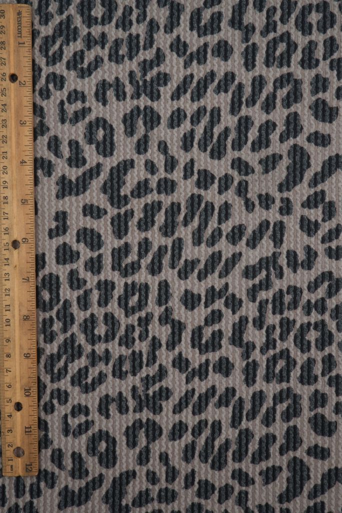 KNT4463-S304102 / CHARCOAL / 77%P 18%R 5%SP DOUBLE KNIT COZY ANIMAL PRINT
