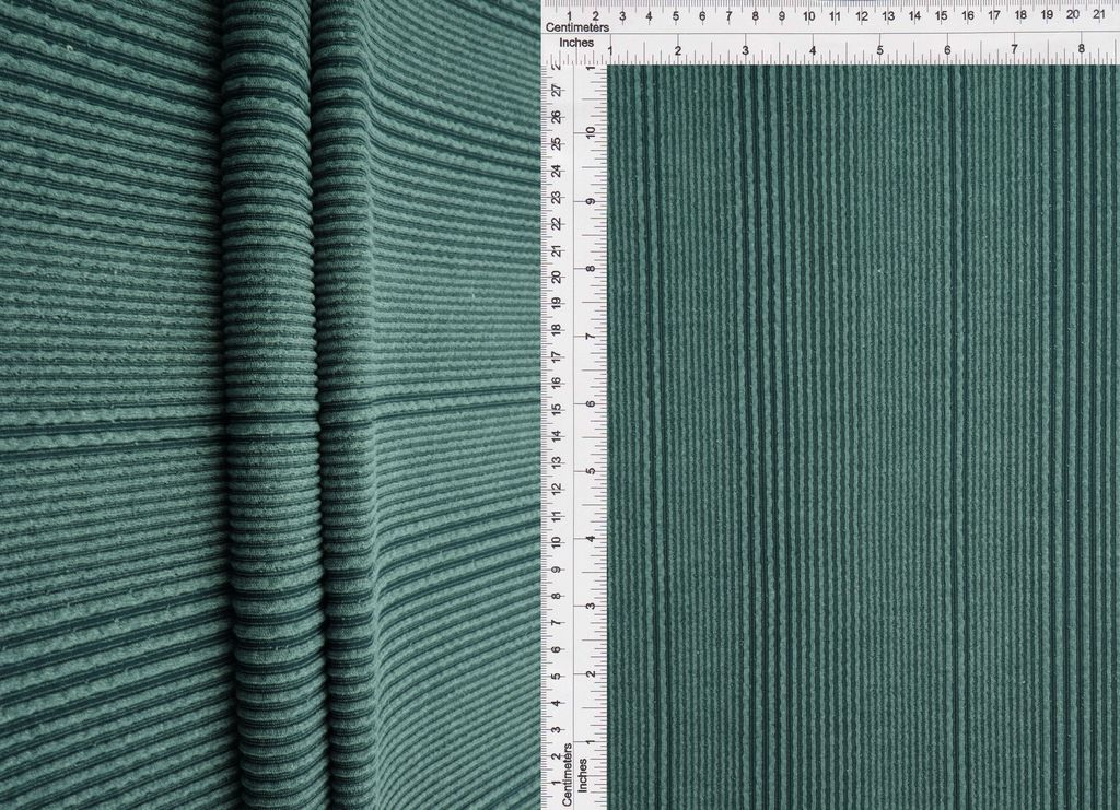 KNT4495 / HUNTER / 75%POLY 21%RAYON 4%SPAN VARIEGATED JACQUARD RIB
