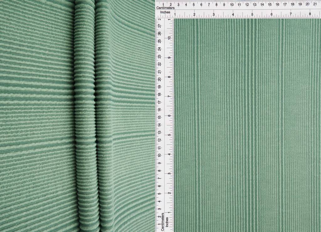 KNT4495 / OLIVE VINTAGE / 75%POLY 21%RAYON 4%SPAN VARIEGATED JACQUARD RIB