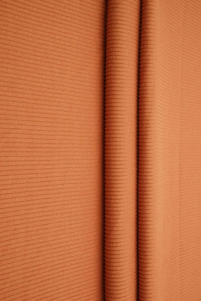 KNT4114 / RUST LT / 87%POLY 13%SPAN 2x1 YUMMY RIB SOLID