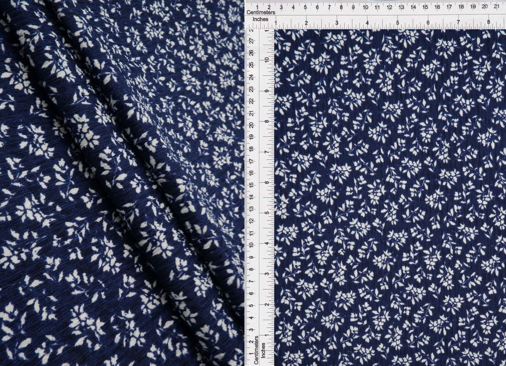 CRP4628-Q90139B / NAVY / 95%POLY 5%SPAN CRINKLE KNIT DITSY PRINT