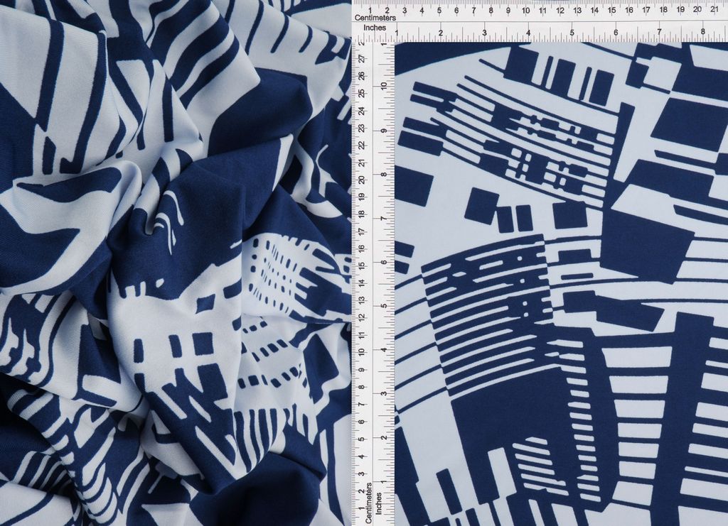 KNT4498-SE30464 / NAVY / 96%POLY 4%SPAN DTY GEO PRINT