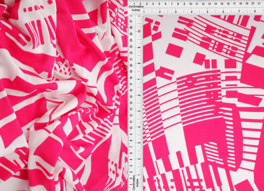 KNT4498-SE30464 / FUCHSIA / 96%POLY 4%SPAN DTY GEO PRINT