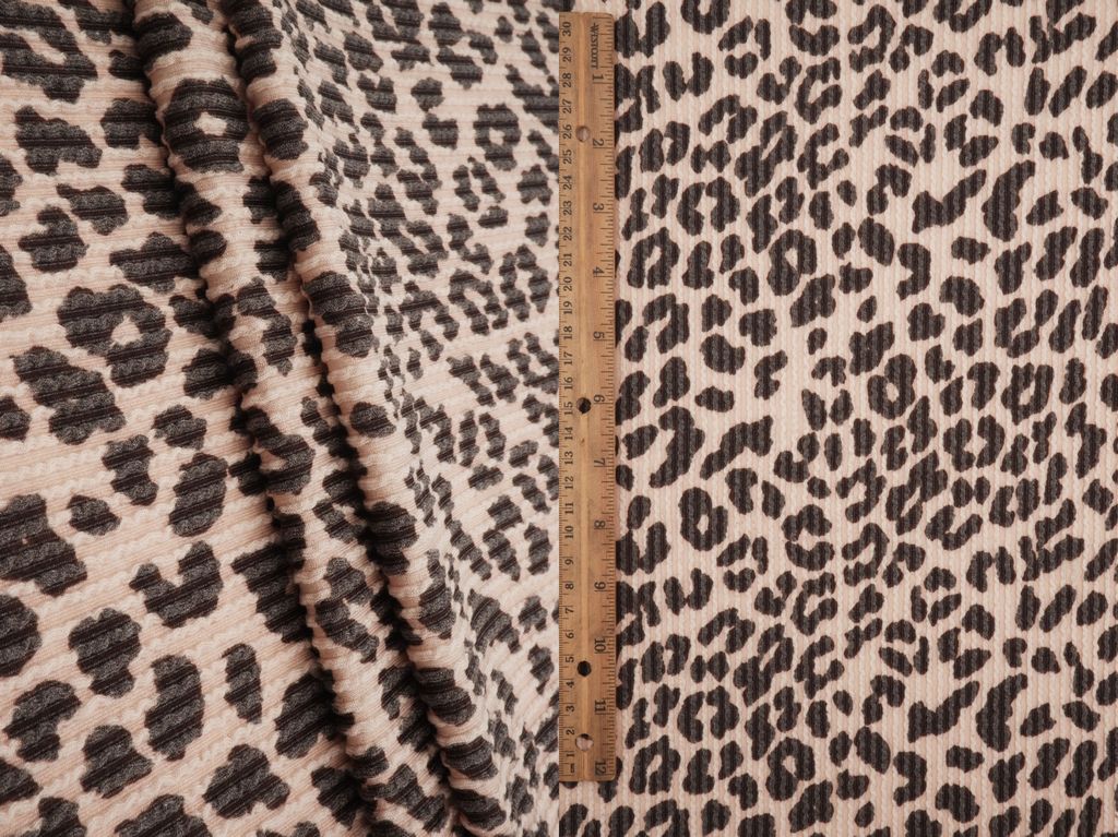 KNT4463-S304102 / COCO / 77%P 18%R 5%SP DOUBLE KNIT COZY ANIMAL PRINT
