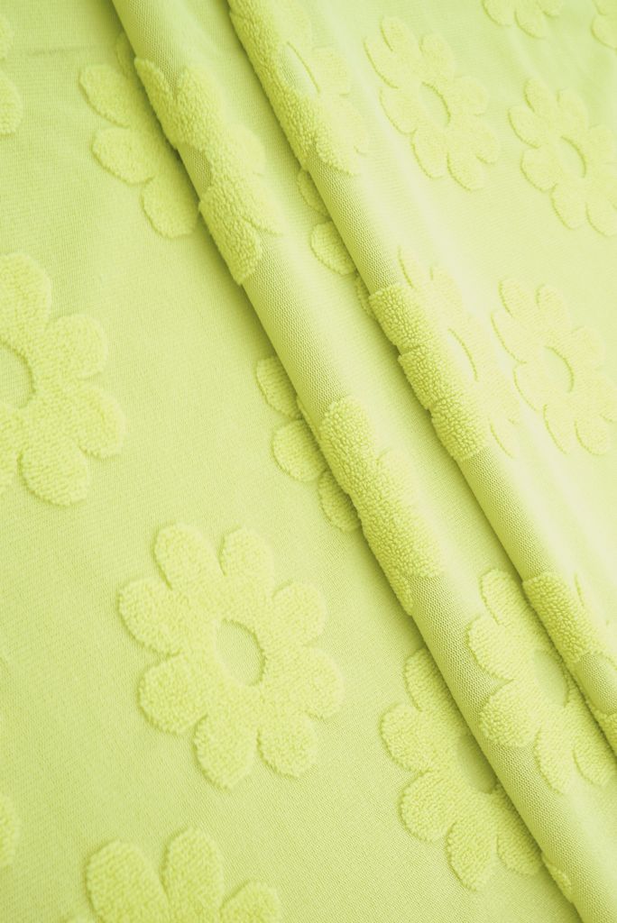 JACQ-4480 / LIME / 95%POLY 5%SPAN TOWEL DAISY FLORAL JACQUARD