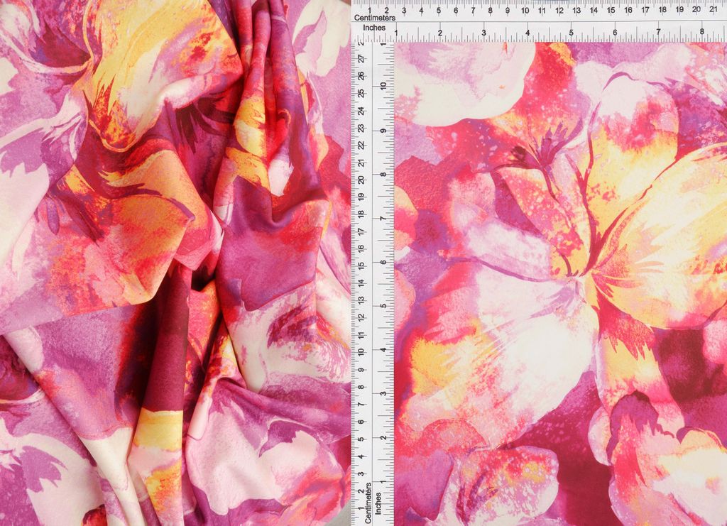 KNT4498-M11516D / FUCHSIA / 96%POLY 4%SPAN DTY LARGE FLOWER DIGITAL PRINT