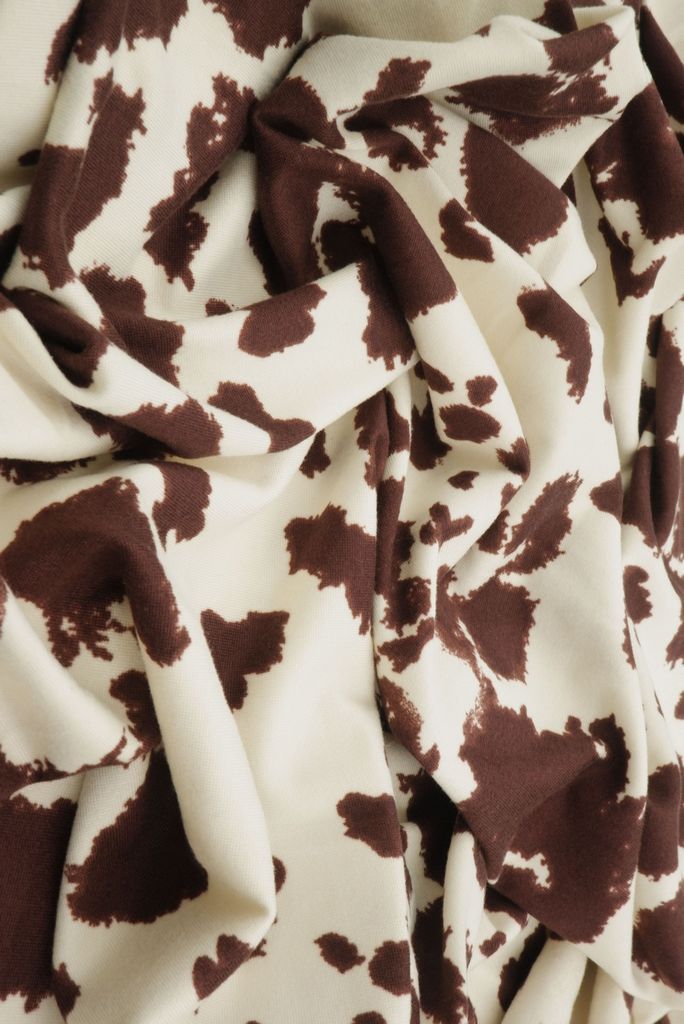 KNT4520-MS11098 / OATMEAL/BROWN / 96%POLY 4%SPAN DTY BRUSHED COW ANIMAL PRINT