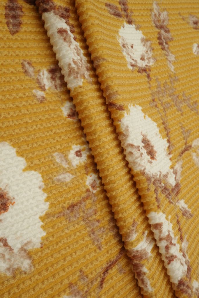 KNT4463-MS11153 / YELLOW MANGO / 77%POLY 18%RAY 5%SP DOUBLE KNIT COZY FLOWER PRINT