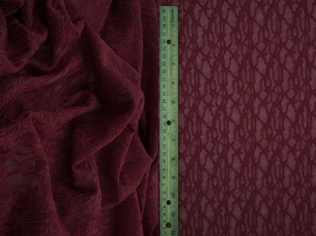 LACE4511 / BURGUNDY / 90%NYLON 10%SPAN DITSY FLOWER LACE