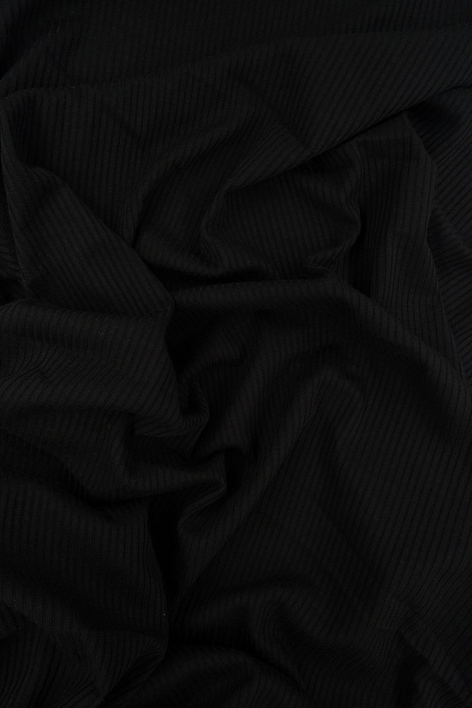 KNT3422 / BLACK / 89%POLY 9%RAYON 2%SPAN 4x2 RIB SOLID