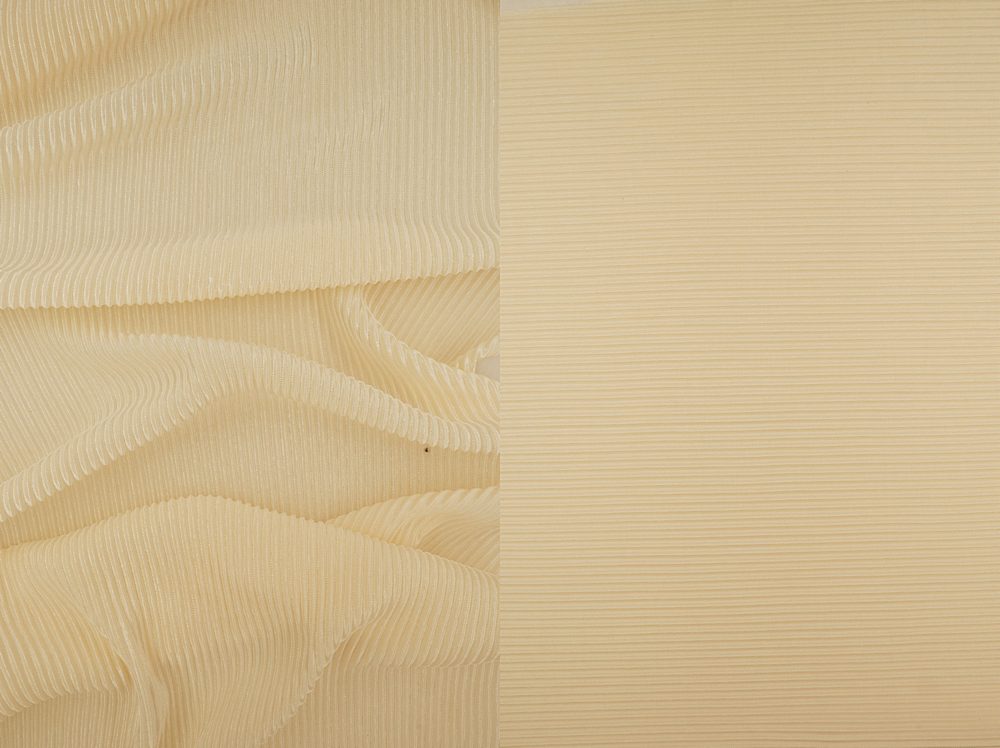 KNT3696 / CREAM / 100%POLY BODRE FABRIC/INTERLOCK PLEATED