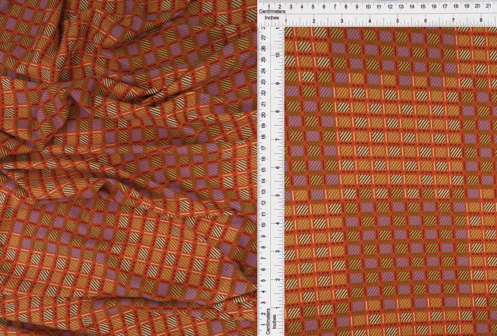 KNT2100-MS10102 / RUST/LILAC / 95%POLY 5%SPAN DTY BRUSH GEO/CHECKER